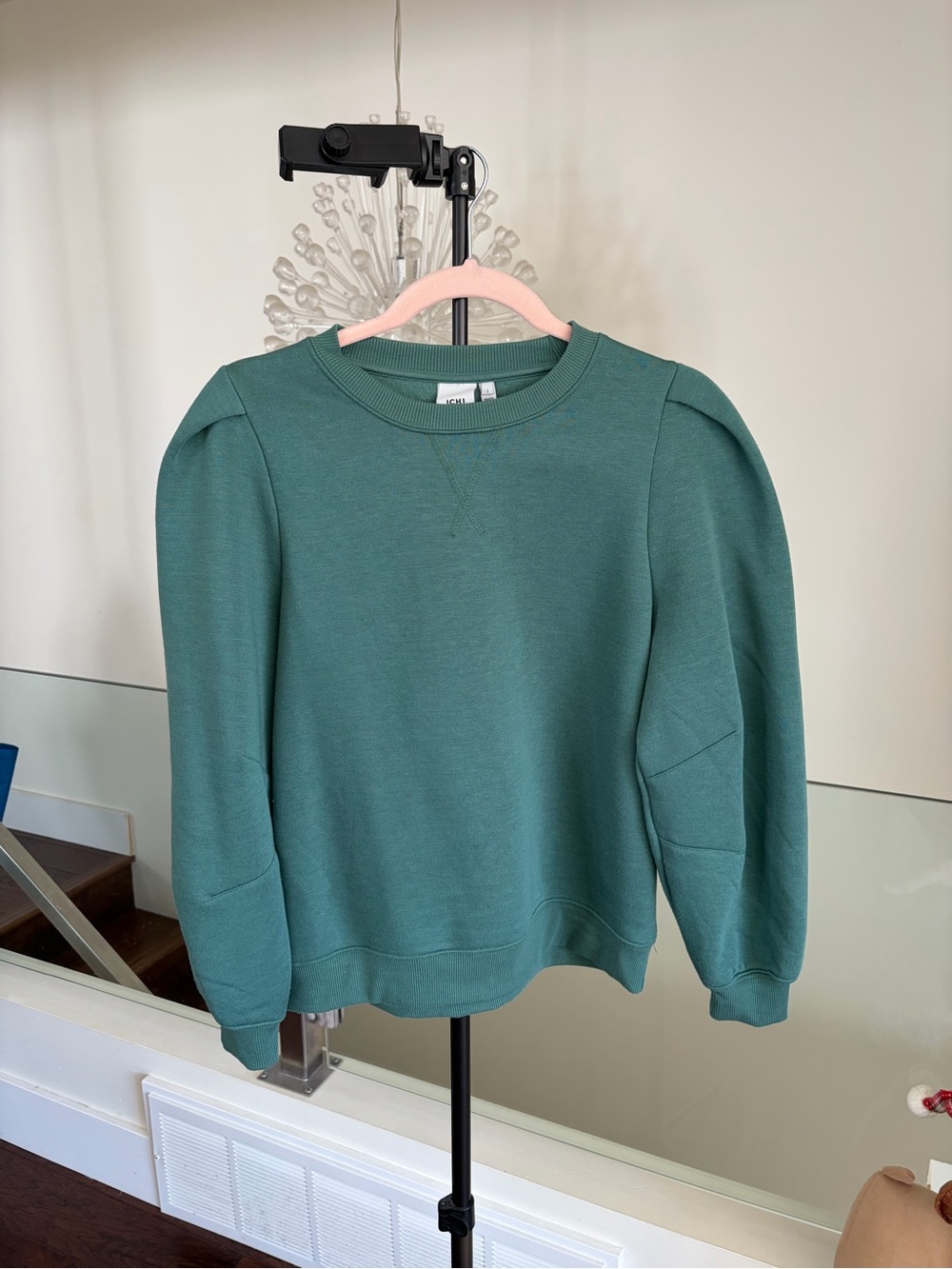 Puff-Sleeve Crewneck Sweatshirt in Green